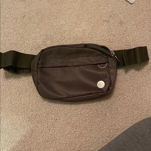 Senita Olive Green Adjustable Bag